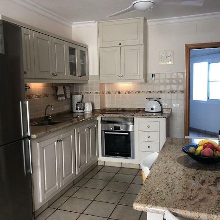Apartamentos El Faro Пуэрто-Наос Экстерьер фото